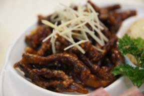 Crispy WuXi Eel on platter; Hong Kong Old Restaurant. Photo: edyeah